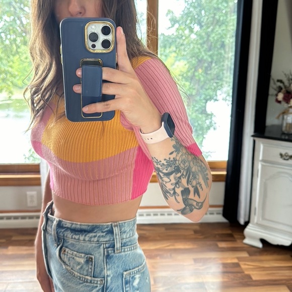 Garage top - Picture 1 of 4